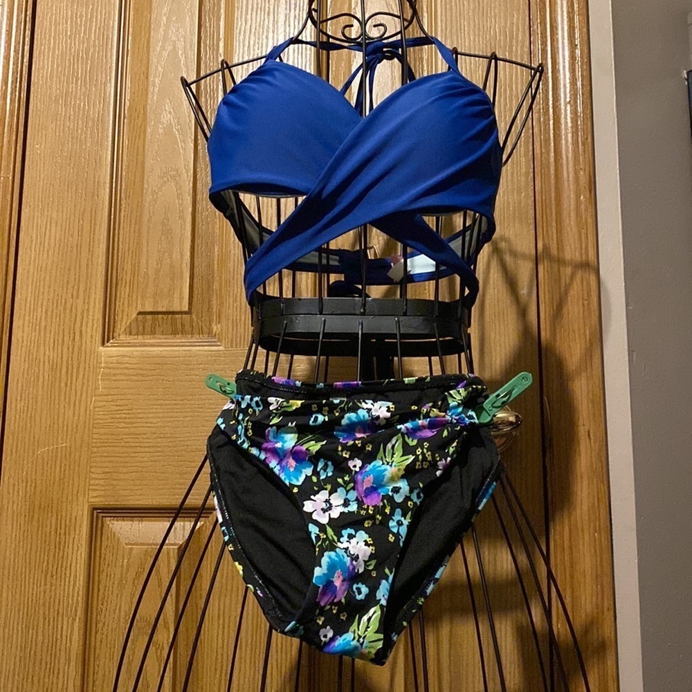 Victoria’s secret’s bikini top🏖​​​